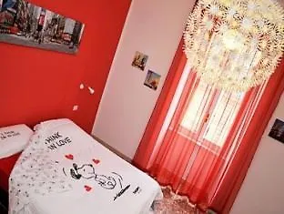 2 Passi Al Colosseo فندق مبيت وإفطار 4*
