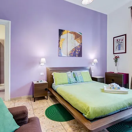 فندق مبيت وإفطار 2 Passi Al Colosseo 4*