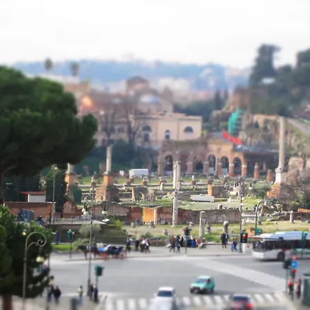 2 Passi Al Colosseo فندق مبيت وإفطار روما