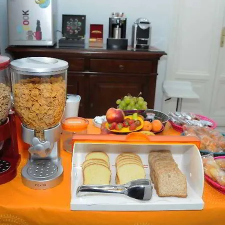 2 Passi Al Colosseo Bed and Breakfast Ρώμη