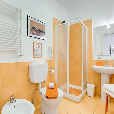 Bed & Breakfast 2 Passi Al Colosseo Roma