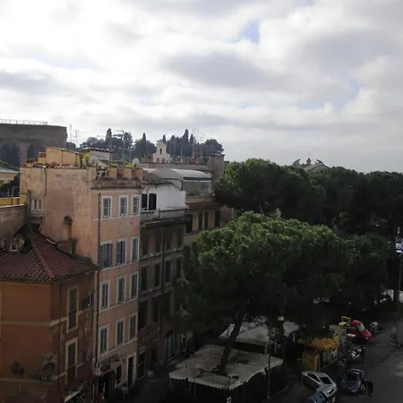 2 Passi Al Colosseo 4*