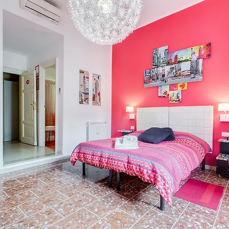 2 Passi Al Colosseo Roma